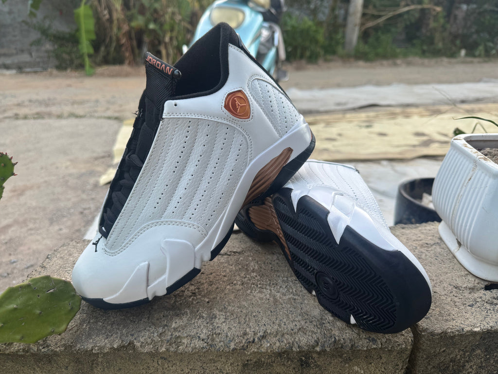 Air Jordan 14 Retro 'Black Toe' 2024
