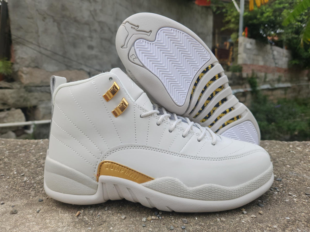 Air Jordan 12 Retro – Grey/Gold ("Taxi")