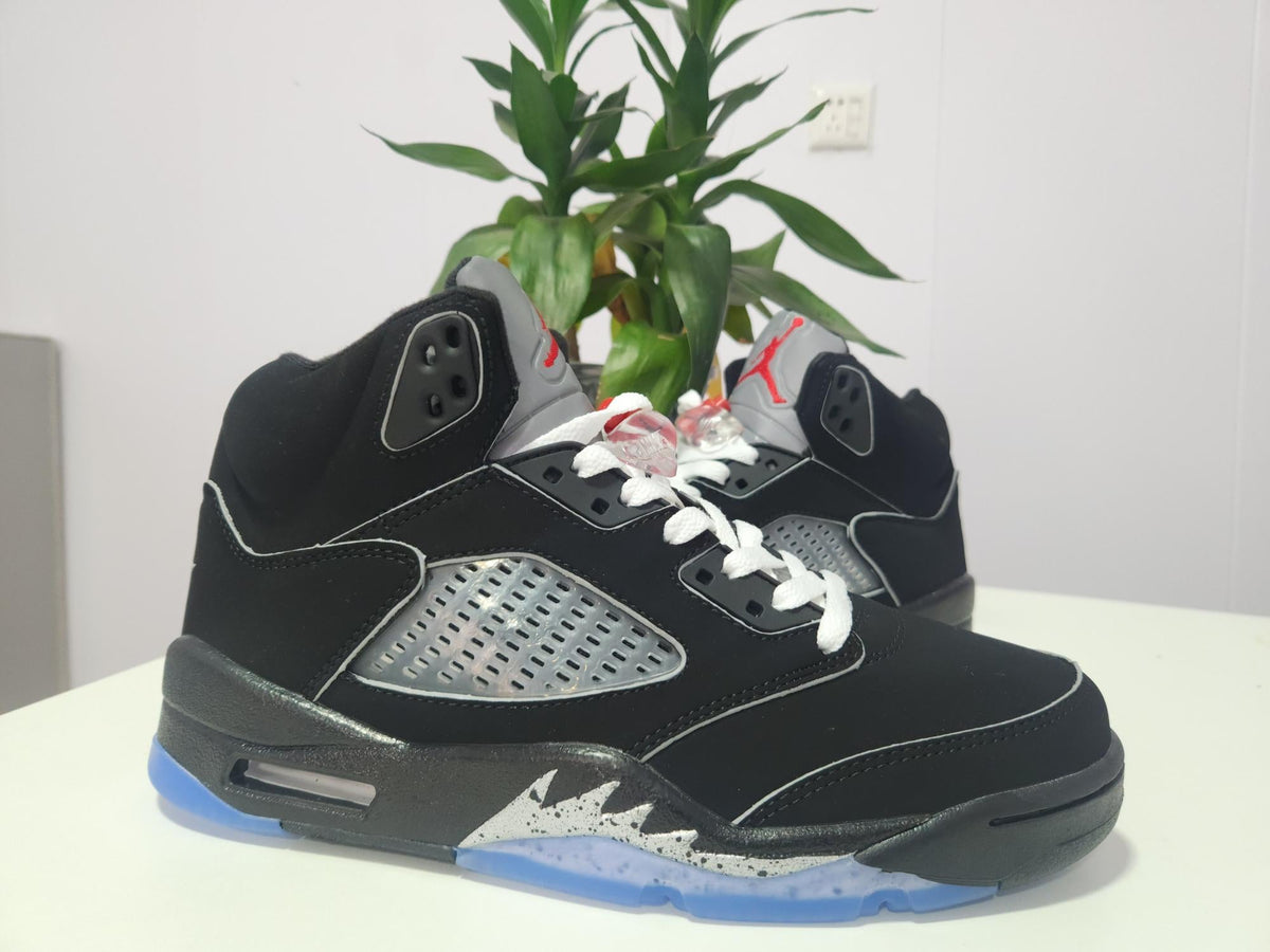 Air Jordan 5 Retro – Black/Silver ("Black Metallic")