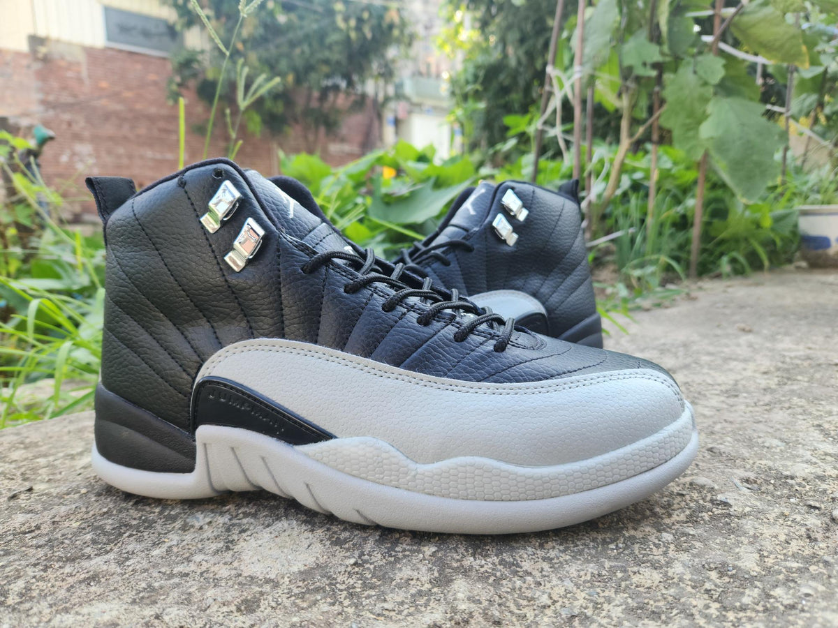 Air Jordan 12 Retro – Black/Light Grey