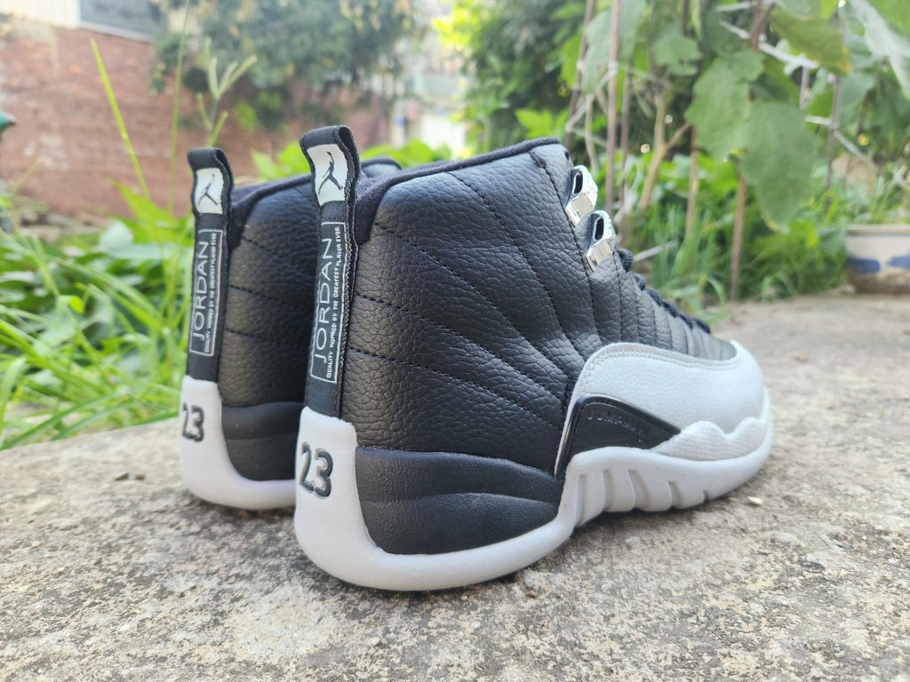 Air Jordan 12 Retro – Black/Light Grey