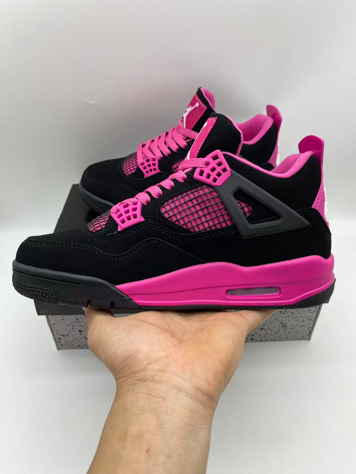 Air Jordan 4 – Black Rose