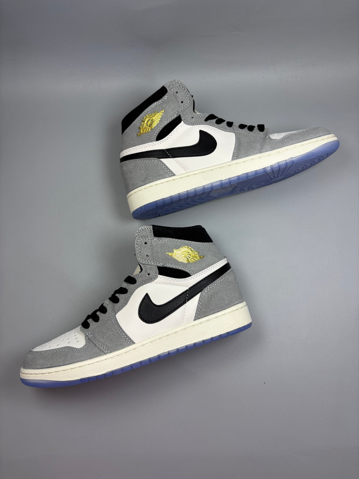 Air Jordan 1 – Star Grey