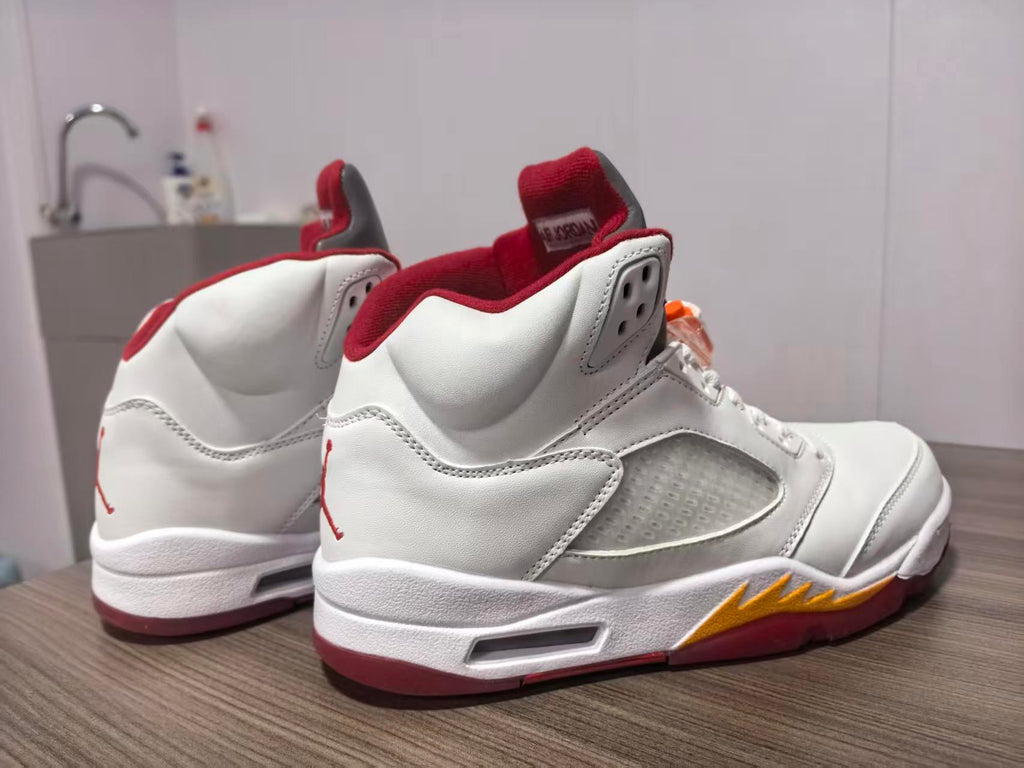 Air Jordan 5 – Sunset Orange