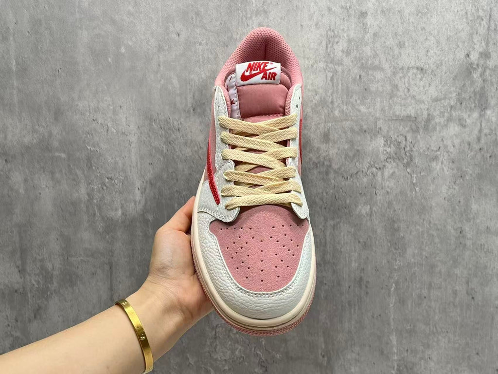 Travis Scott x Air Jordan 1 Low OG SP "Shy Pink"