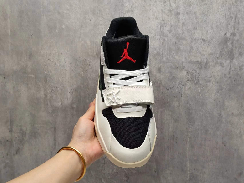 Air Jordan 1 Retro High OG × Travis Scott – White/Green/Black