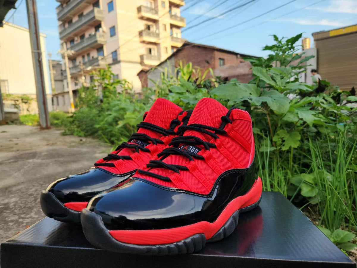 Air Jordan 11 Retro – Bred (Black/Red)
