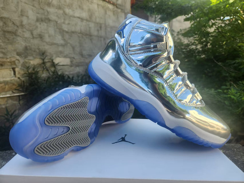 Air Jordan 11 Retro 'Silver'