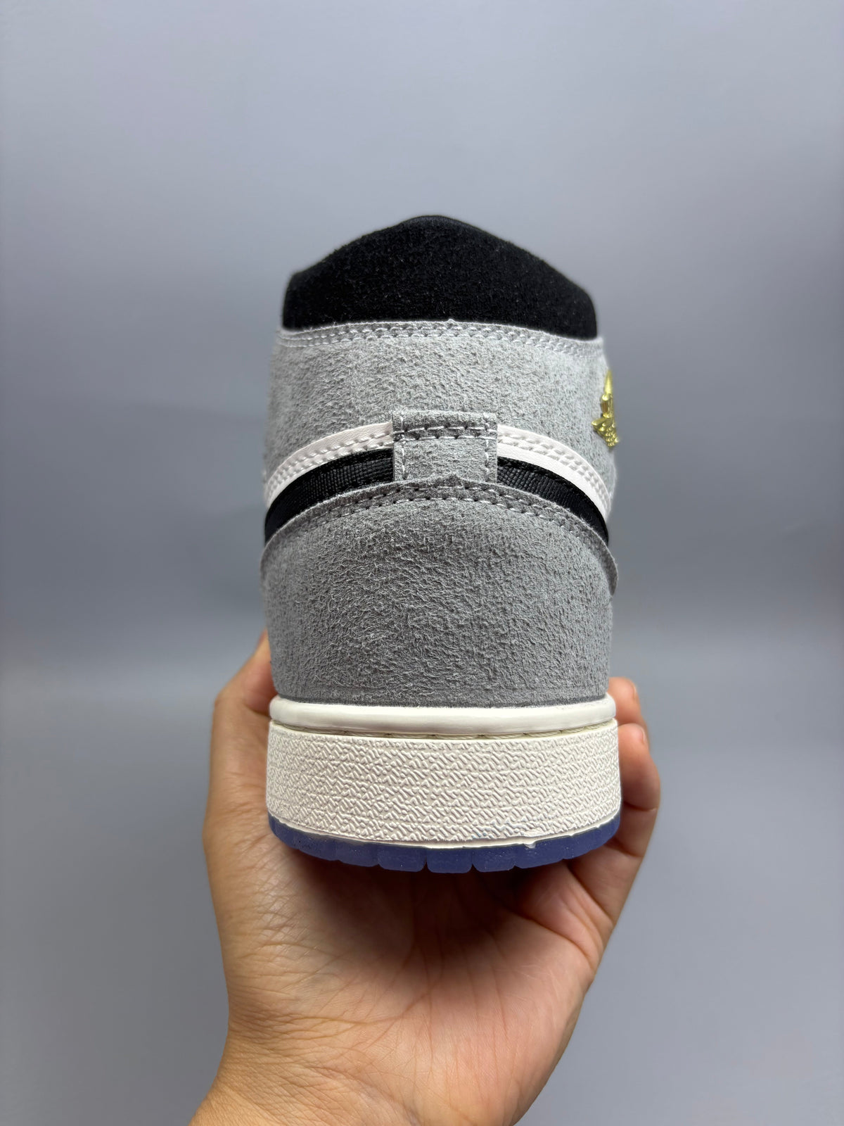 Air Jordan 1 – Star Grey
