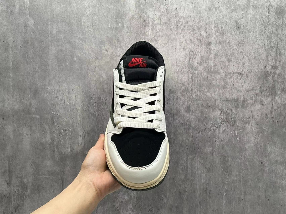 Travis Scott x Air Jordan 1 Low OG SP 'Olive' (Women's)