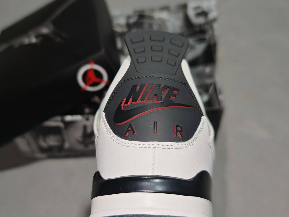 Air Jordan 4 Retro 'Flight Club' Sail/University Red/Black